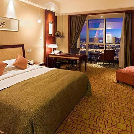 Empark Grand Hotel Kunming Exterior photo