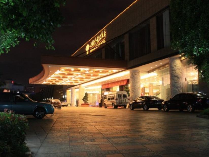 Empark Grand Hotel Kunming Exterior photo