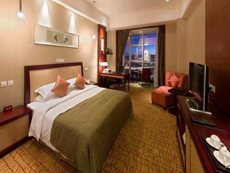 Empark Grand Hotel Kunming Room photo