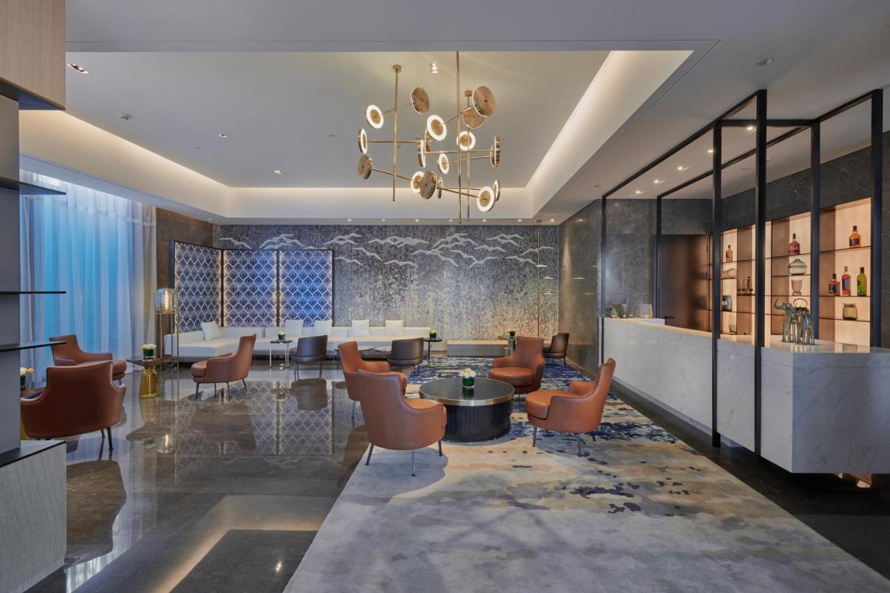 Empark Grand Hotel Kunming Exterior photo